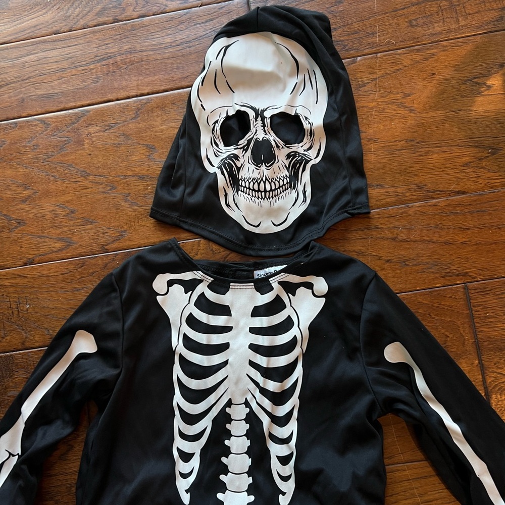 Kids skeleton costume